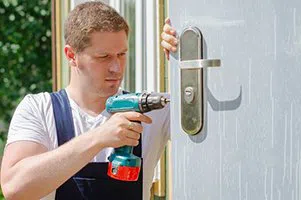 Super Locksmith Service Van Nuys, CA 818-492-3075 - lock-changing